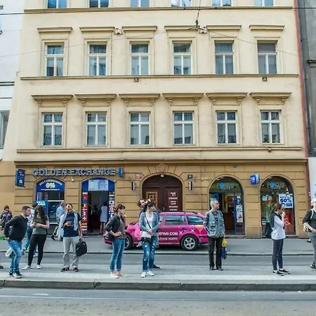 Moderm Downtown Apartment Prag